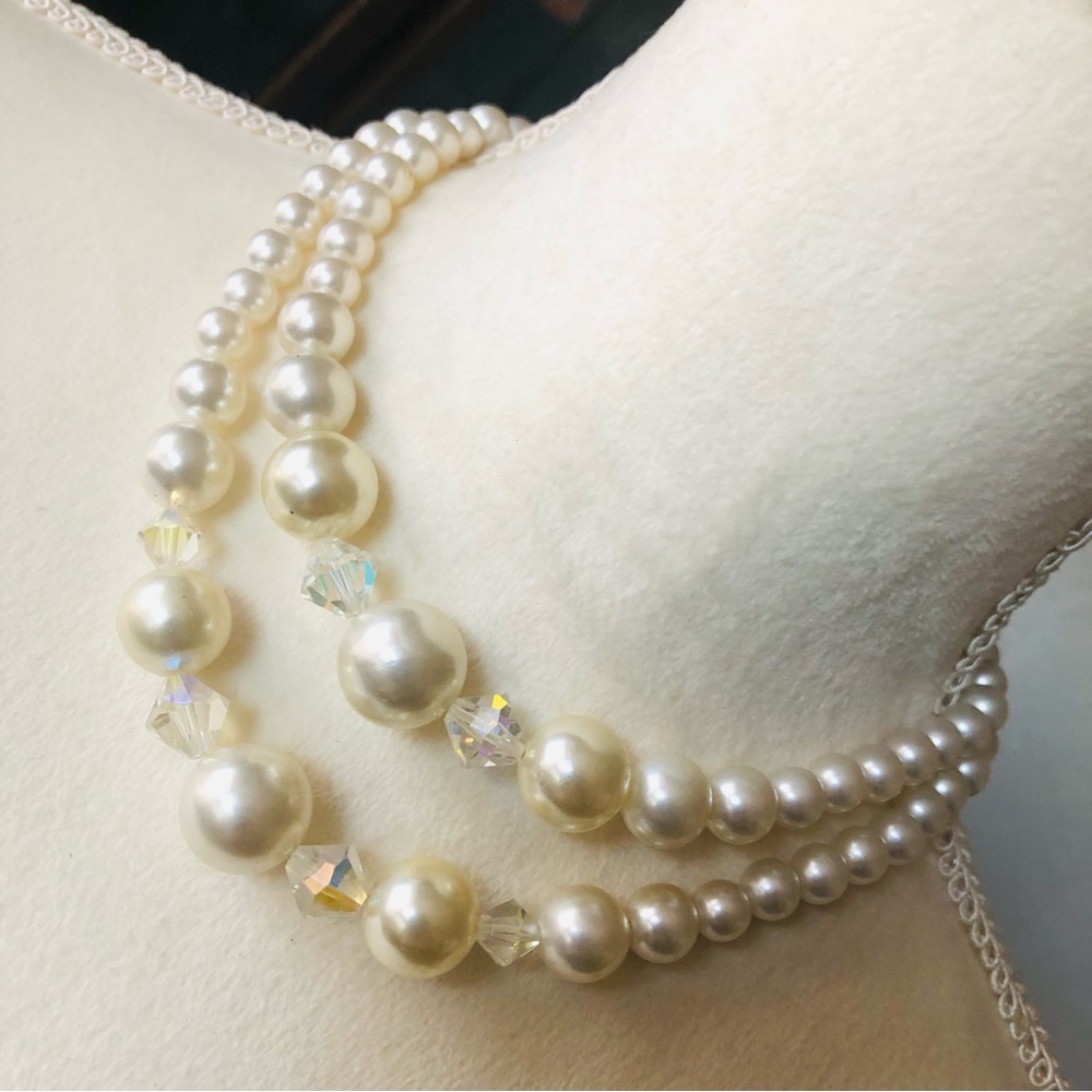 Vintage mid century double strand white pearl AB choker necklace